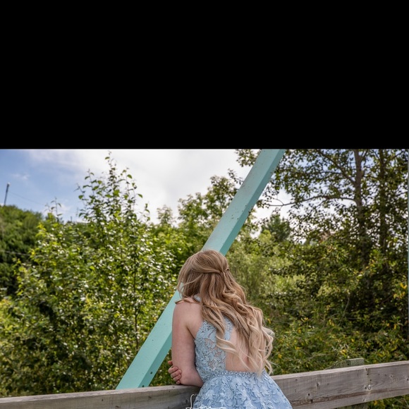 Grad dress - Picture 2 of 2